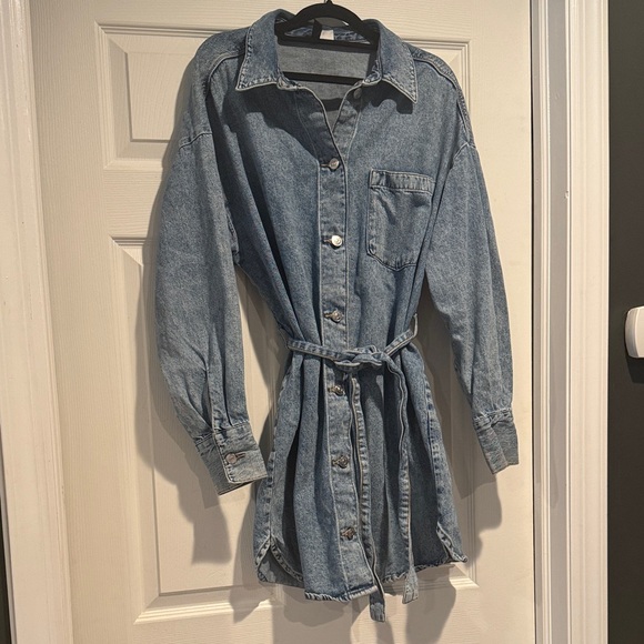 H&M Blue Denim Shirt Dress - Picture 1 of 9